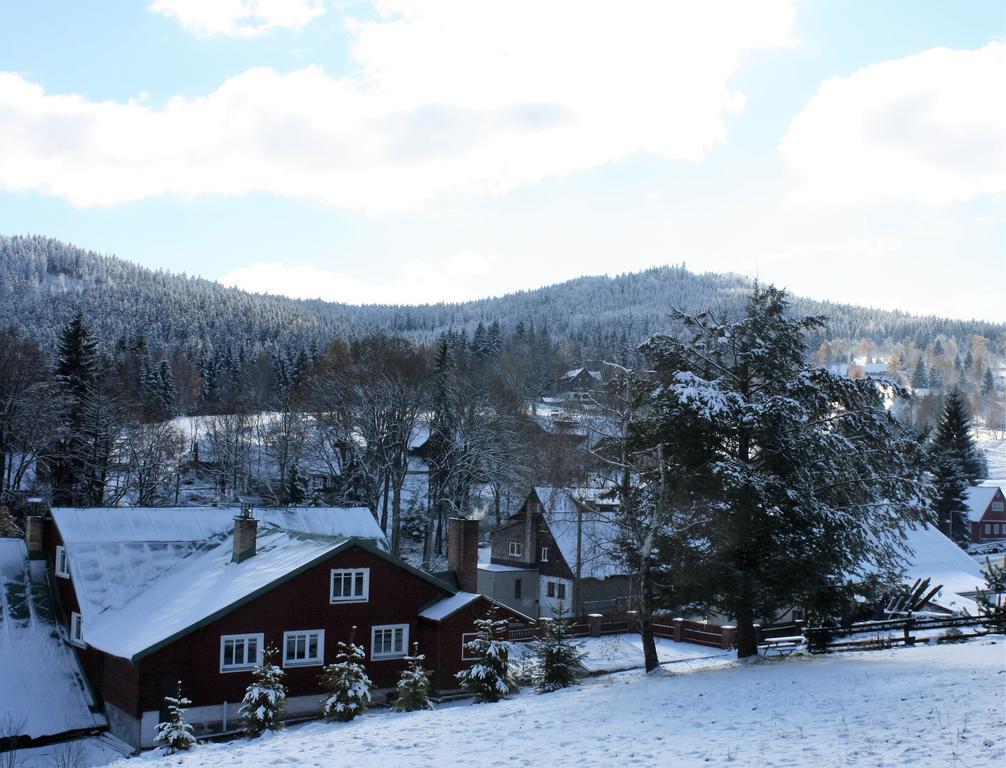 Rodinny Hotel Kaiser Desná Esterno foto