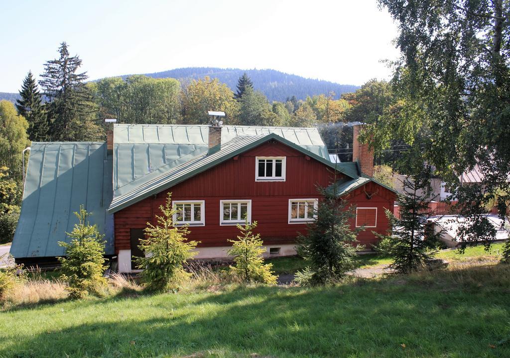 Rodinny Hotel Kaiser Desná Esterno foto